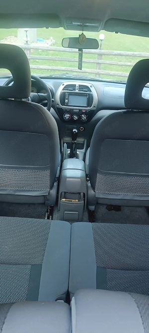 Vând Toyota RAV4  - imagine 7