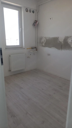 Apartament decomandat 5 camere Bl. Iuliu Maniu la 15 min Metrou - imagine 10