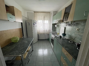 Apartament 3 camere | decomandat | 2 bai | etaj 3 | lacu rosu | proprietar - imagine 6