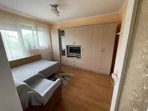 Apartament 3 camere | decomandat | 2 bai | etaj 3 | lacu rosu | proprietar - imagine 3