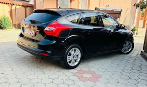 Ford Focus Hatchback-1.6 benzina clasic-2011-Impecabila-Import Germania - imagine 5