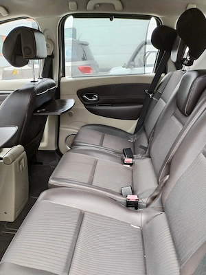 Vand Renault Scenic 2010 , 1.9 DCI , 5 locuri  - imagine 7