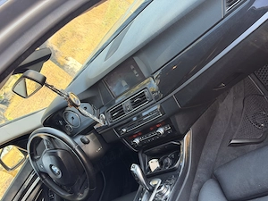BMW f10 525d 218 CP x drive  - imagine 5