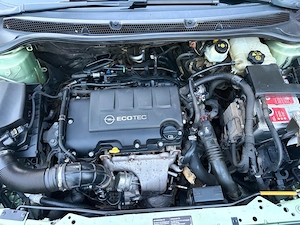 Opel Astra j 2011 benzina euro5 - imagine 9