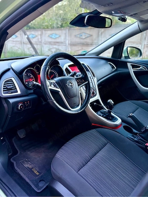 Opel Astra j 2011 benzina euro5 - imagine 5