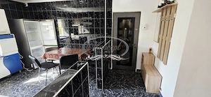 3 camere cu 2 bai si 2 balcoane - imagine 9