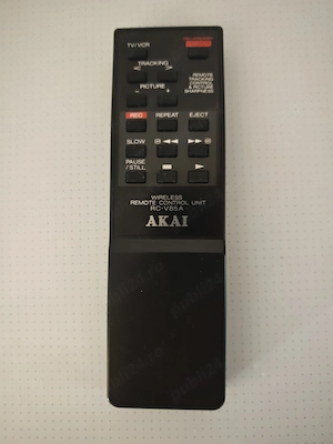 Vând telecomandă Akai RC-V85A