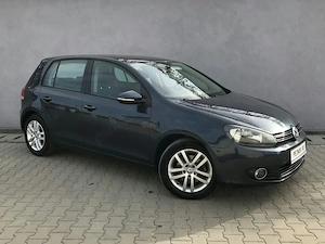 Volkswagen Golf 2.0 TDI DSG Comfortline - imagine 2