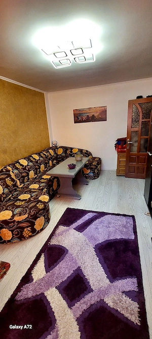 Vand apartament 2 camere , 79000 euro