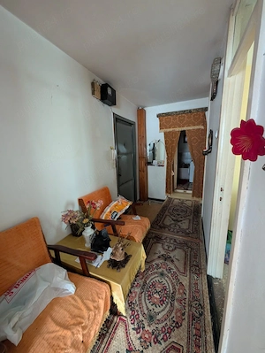 Apartament 2 camere, decomandat - zonă centrală