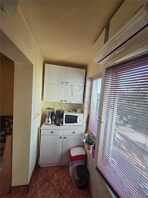 Aradului - 2 Camere - Etaj 2 - Decomandat - Centrala proprie - Boxa in CF - imagine 9