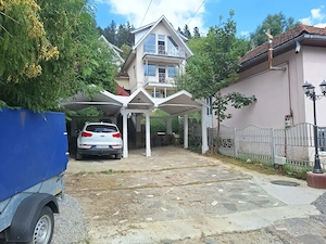 Propietar, vând casă D+P+M, Bușteni, cu priveliște deosebită.