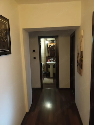 Apartament deosebit 2 camere Decomandat Confort 1 sporit , Craiovita  Noua  zona Materna etaj 2-  - imagine 9