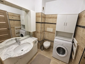 Apartament 3 camere decomandat etaj 1 ,zona Porii - imagine 11