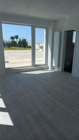 Apartament decomandat 5 camere Bl. Iuliu Maniu la 15 min Metrou - imagine 16