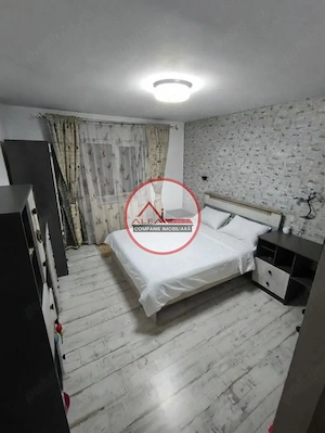 Apartament cu 3 camere de vanzare - imagine 5