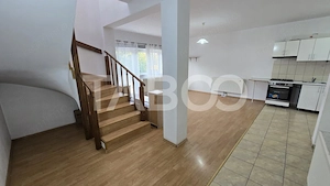 Casa de inchiriat 3 camere si 425mp curte libera in Sura Mare - imagine 5