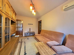 Apartament 4 camere, semidecomandat, etaj 3, zona Dacia  - imagine 3