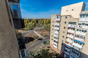 Apartament cu 5 camere pe Splaiul General Gheorghe Magheru, Micălaca - imagine 4