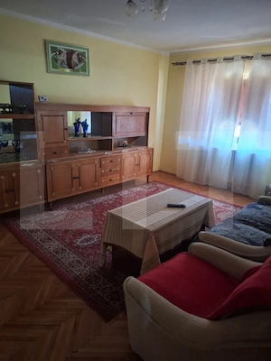 Inchiriez apt 3 camere dec