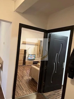 Apartament 2 Cam Metrou Eroii Revoluției renovat complet - imagine 2