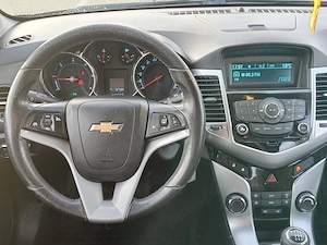 Chevrolet Cruize  2012  2.0 Diesel 163 HP  Climă  Proprietar  - imagine 9
