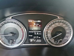 Suzuki Vitara înmatriculat 12.2019,automată, benzină, euro 6,carte service la zi la reprezentanță.  - imagine 4
