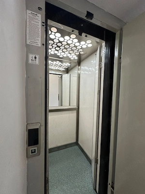 De vanzare apartament 3 c in Racadau la intrare, etaj intermediar - imagine 16