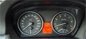 BMW Seria 3 325i xDrive - imagine 6