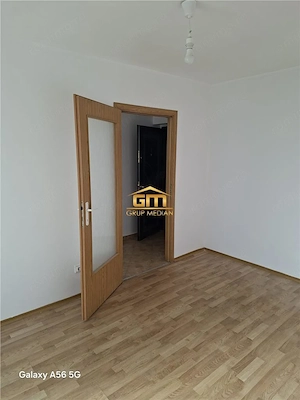 Apartament 2 camere de inchiriat, cu intrare din alee si teren concesionat - imagine 3