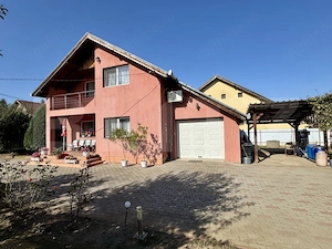 Vand casa 120 mp - 600 mp teren - individuala - Corunca