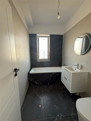 Apartament spa #539;ios cu 3 camere  #537;i teras #259; generoas #259; | Mo #537;ni #539;a - imagine 4