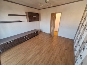 Apartament 2 camere, 50 m2, decomandat, Zona Lipovei, mobilat, utilat. bloc anvelopat - imagine 2