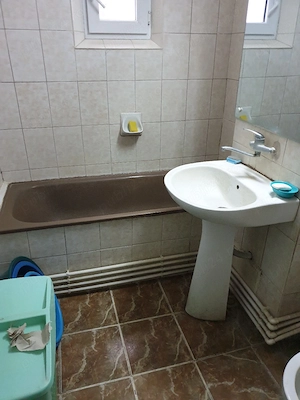 vand apartament urgent - imagine 7