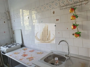 Apartament 3 camere semidecomandat - imagine 8