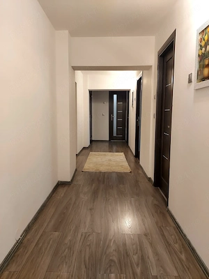 Vand  apartament  ultracentral 4 camere - imagine 2