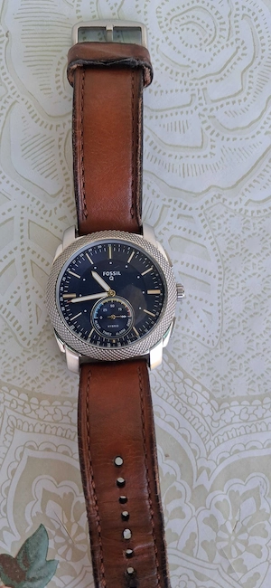 Vând ceas smartwatch fossil