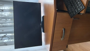 De vanzare Monitor Led, marca Dell, 24", în stare foarte buna de functionare.buna de functionare