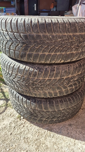 Set 4 Roti Iarna Dunlop 205/60 R16 - Jante Tabla Opel Astra J - imagine 2