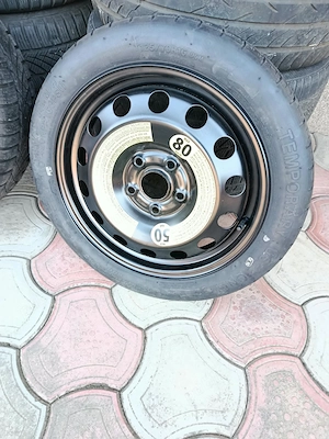 Vând o roată de rezervă slim (îngustă) T125/70 R16 - ÎN STARE FOARTE BUNĂ