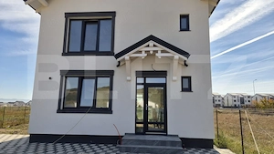 Casa P+1, finisaje incluse, 4 camere, 120 mp+ teren 580 mp, Harman  - imagine 3