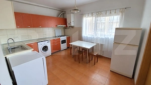 Apartament modern cu 3 camere, balcon și loc de parcare - imagine 6