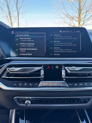 BMW X5 xDrive 45e Plug in Hibrid, 394 CP, Pachet M, Maximul posibil de optionale - imagine 10