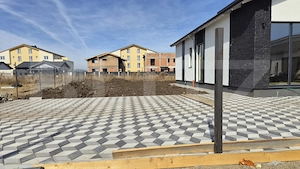 Casa cu toate utilitatiile, 4 camere, 2 bai, 470 m teren - Intabulata  - imagine 5