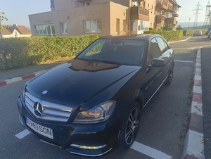Vând Mercedes c clas feizlift avangard  - imagine 10