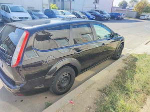 Vând Ford focus 1.6 diesel tdci 2009 - imagine 4