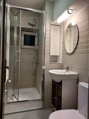 Vand  apartament  ultracentral 4 camere - imagine 9
