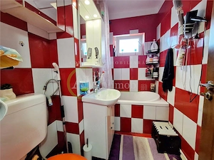 Apartament cu 2 camere renovat – Strada Mioritei | Etaj 3 | Izolat, centrala proprie si beci - imagine 13
