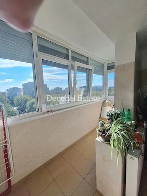 Apartament 2 camere Titan 58 mp etaj 8/10 1978 - imagine 8