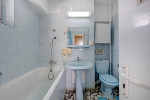 Apartament de 4 camere cu 3 băi, 137mp, centrală proprie, bloc 1983! - imagine 19